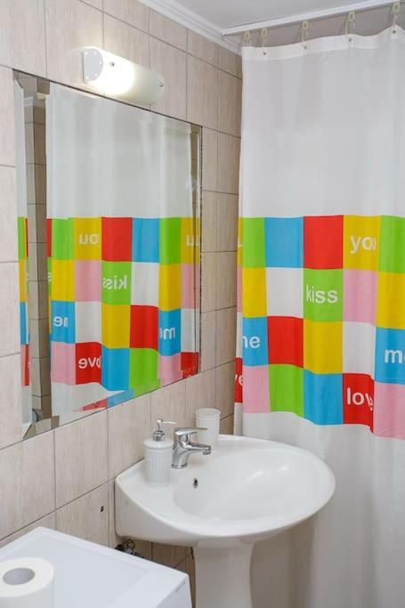 Appartement Piranthou & *